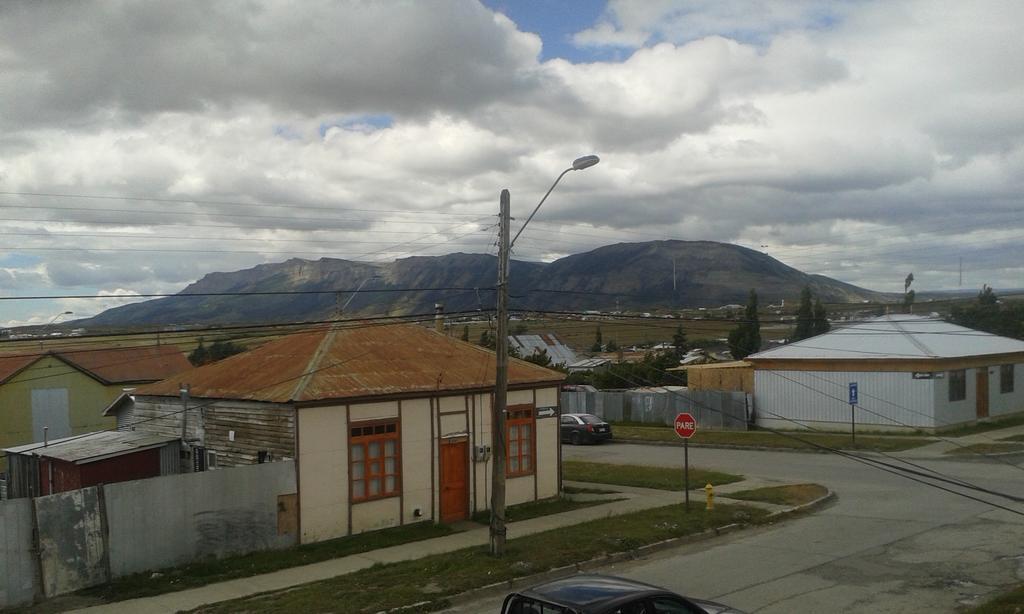 Hostal Yemel Puerto Natales Exterior photo